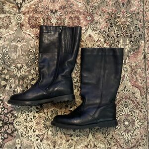 La Canadienne Black Genuine Leather Round Toe Faux Fur Lined Boots